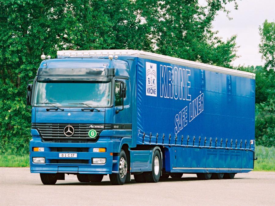  Mercedes-Benz Actros 1848 1997 года  (фото 4 из 8)